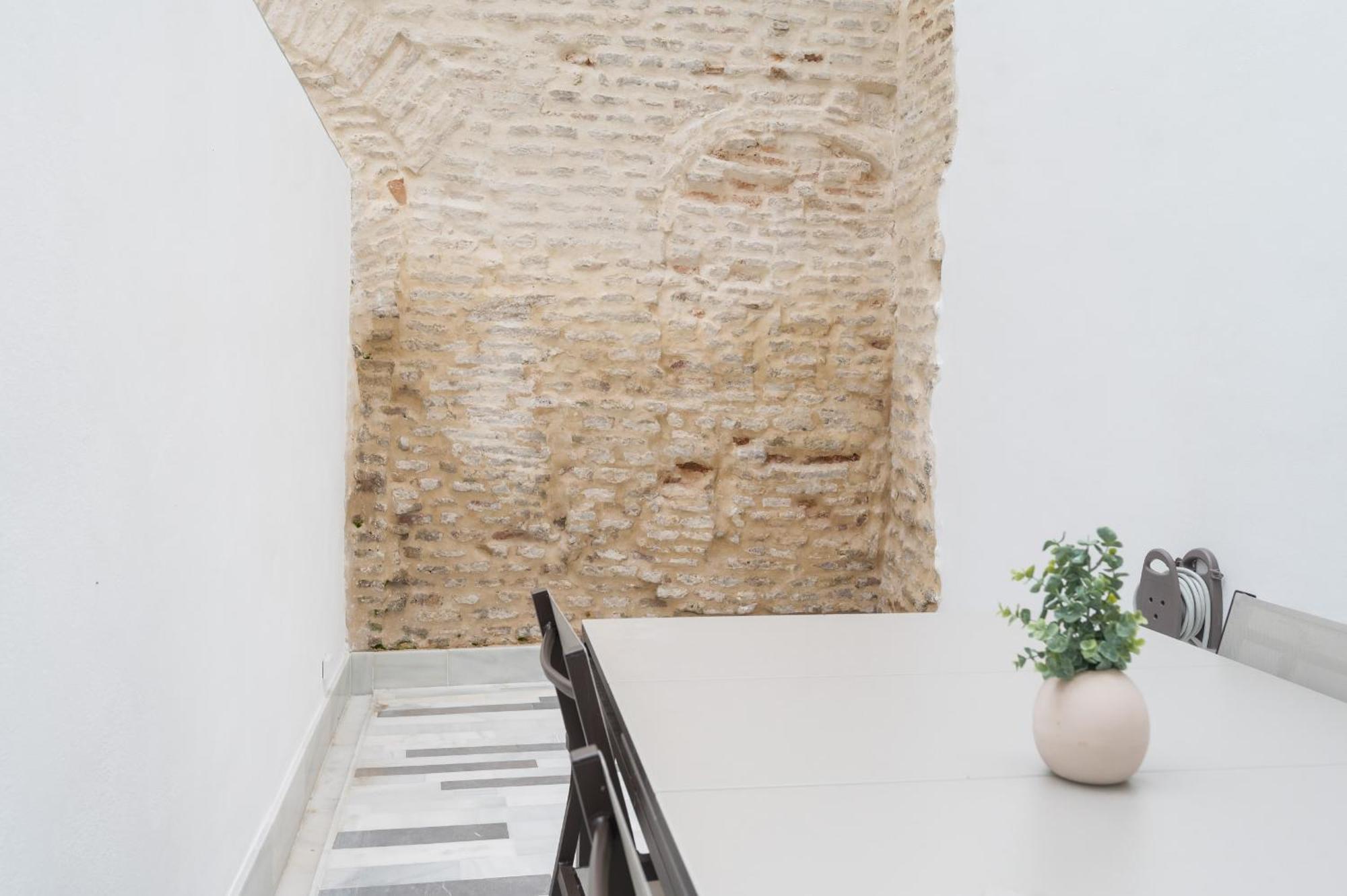 New Design - Private Patio - Gallos 2 Apartment Sevilla